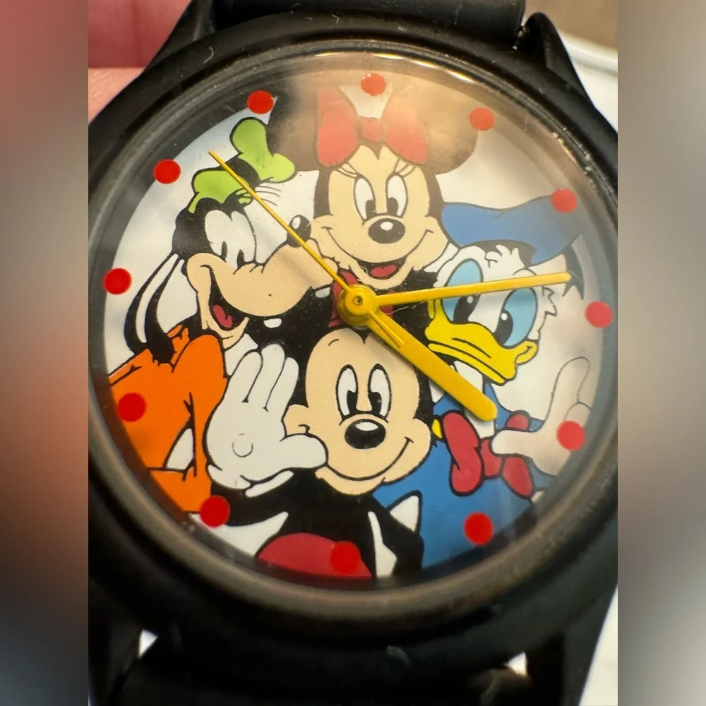 Vintage Mickey Mouse & Friends Disney Time Works Watch w/Rubber Band